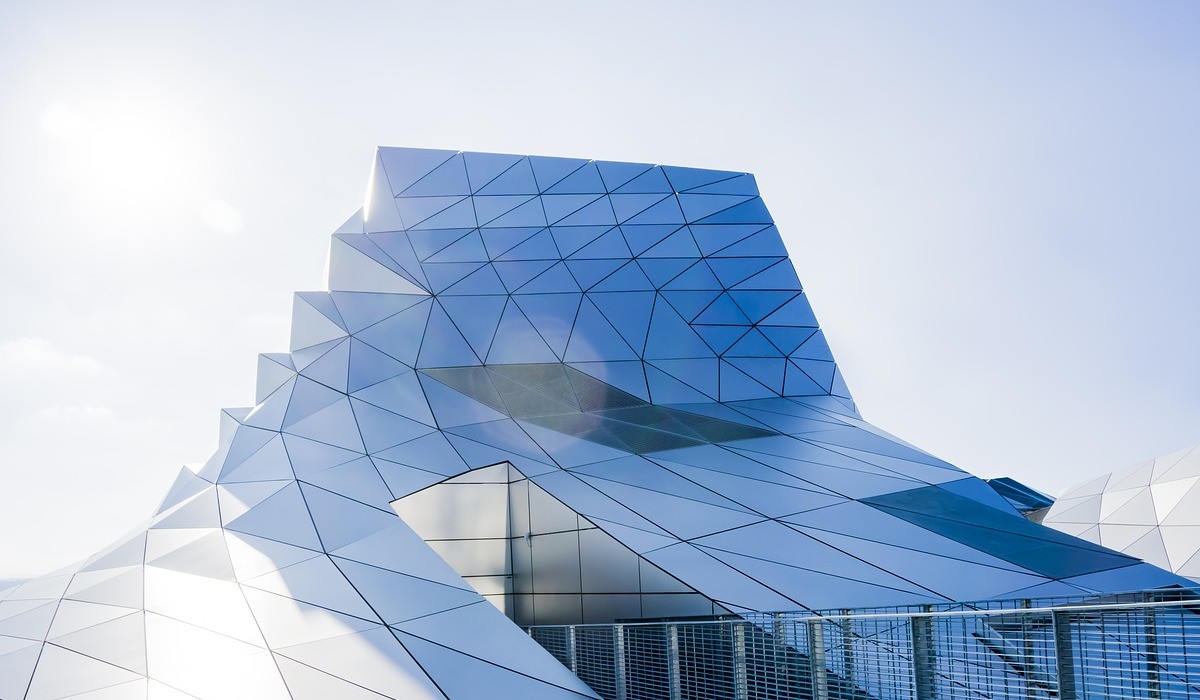 <br />
<b>Warning</b>: Undefined property: stdClass::$img_alt_tag in <b>/var/www/vhosts/gayjournal.de/httpdocs/GJ5/modules/mod_uk_grid/tmpl/default.php</b> on line <b>64</b><br />